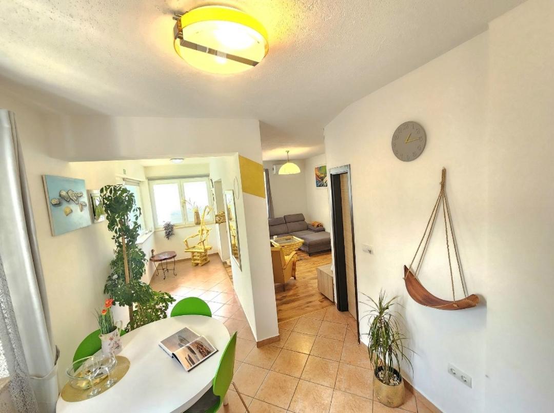 Apartment Lucija Rovinj Exterior photo